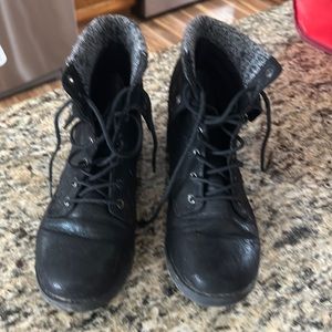 Ladies Black Dress Boots. Size 9 1/2